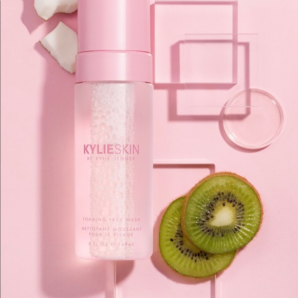 🥝NWT KYLIE SKIN FOAMING FACE WASH 🥝 - Picture 7 of 11